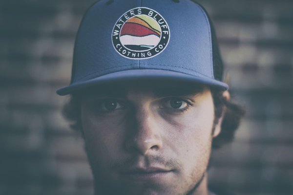 Casquettes pour homme : le style moderne au quotidien